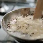 Conseils pour une sauce béchamel lisse et sans grumeaux