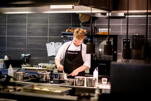 Découvrez les ustensiles et les matériels professionnels de cuisine